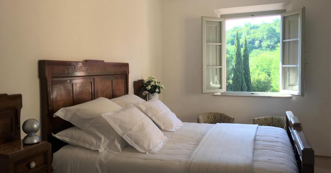 Villa Caprera Сиена Екстериор снимка