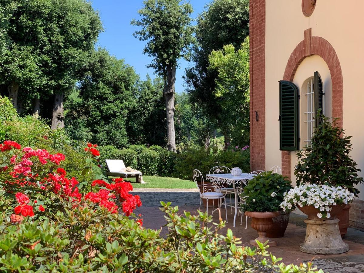 Villa Caprera Сиена Екстериор снимка